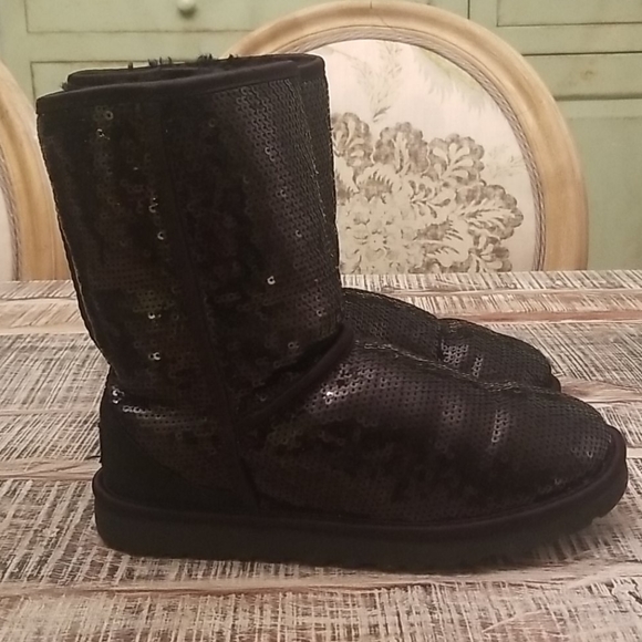 Black Sequin Uggs - Picture 5 of 6